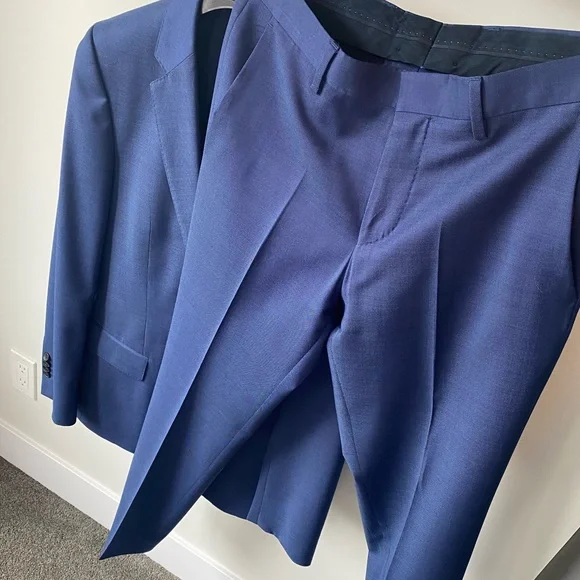 Hugo Boss Suit Jacket & Pants - Picture 3 of 9